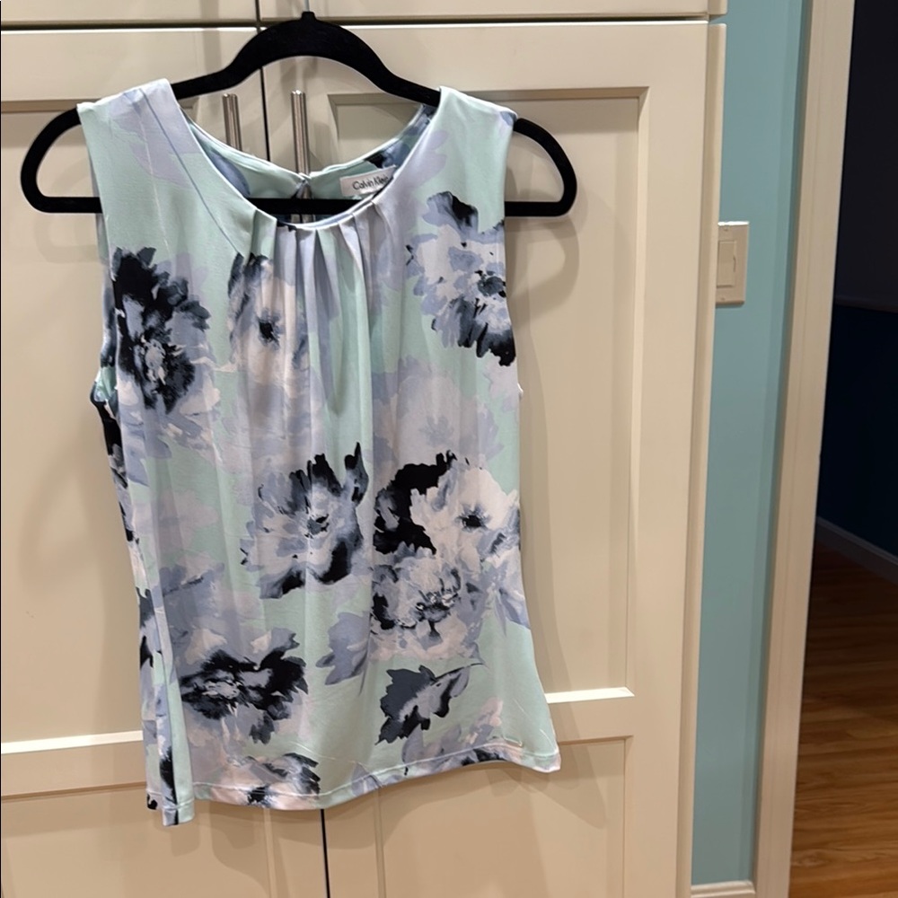 Calvin Klein Blue Sleeveless Pleated Blouse